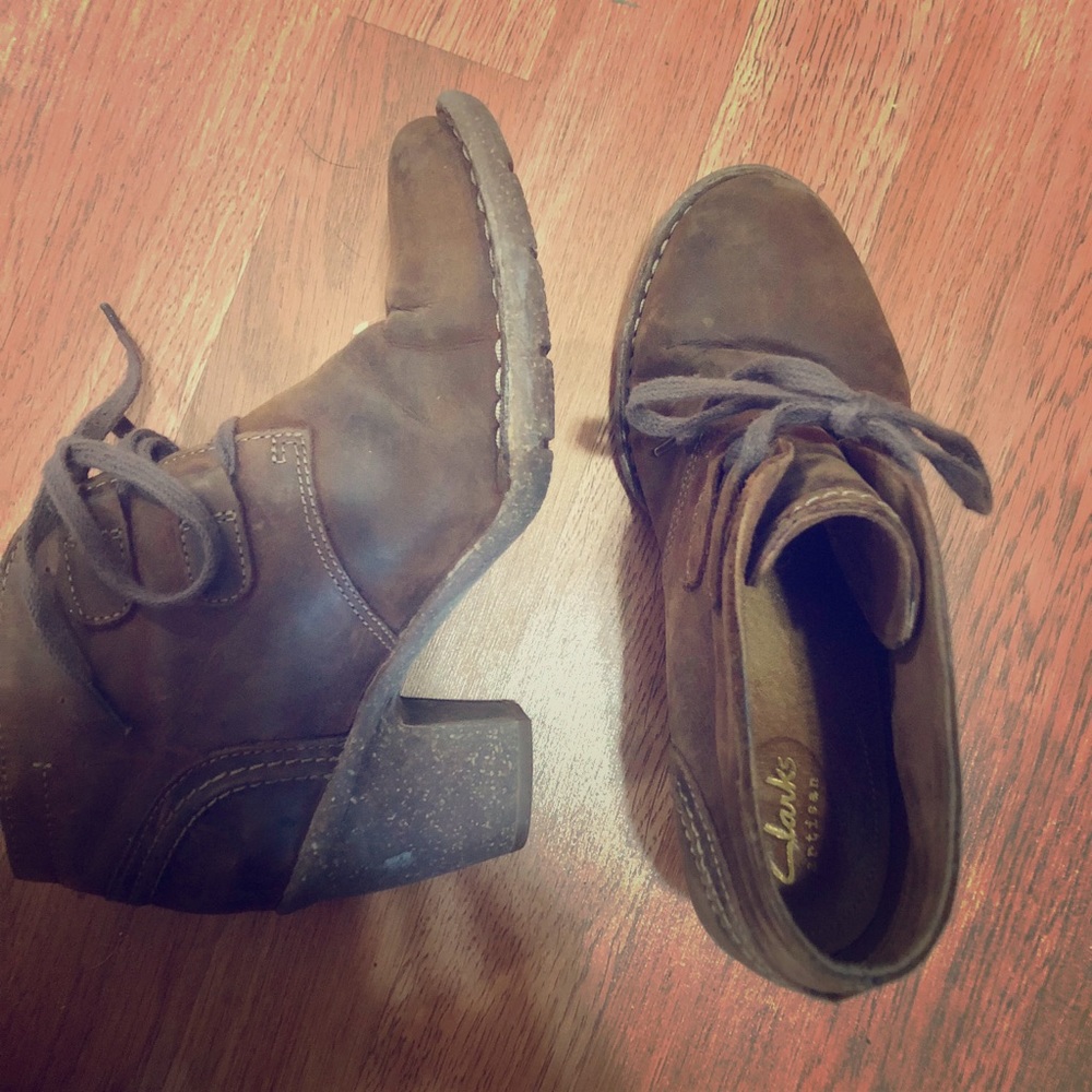 Clarks Carleta Lyon Booties, Brown Leather